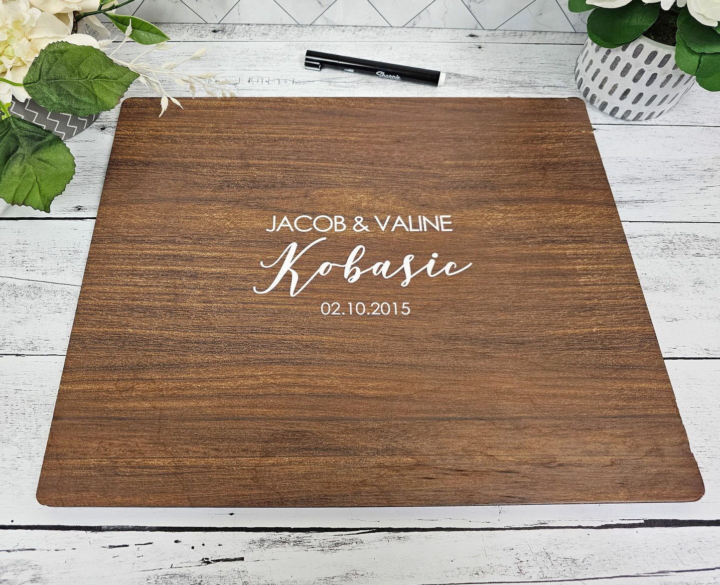 Personalized Wedding Guestbook Alternative, Signature Wooden Guestboard, Last Name, Initial, Date, First name personalization options