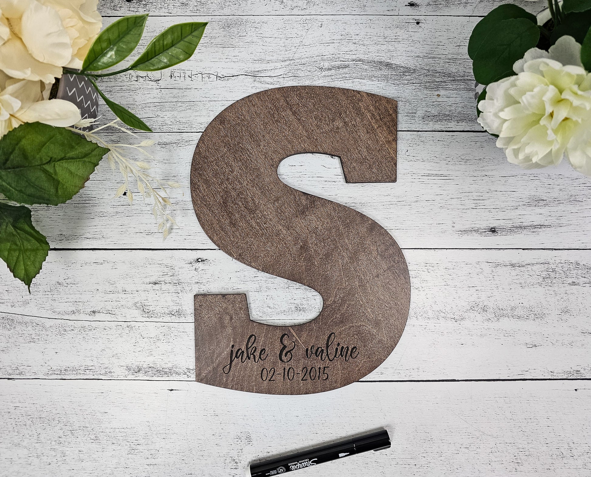 Wedding Guestbook Alternative, Guest Signature Board on Custom Wooden Letter, Personalized with couple's wedding details, Natural Wood Decor