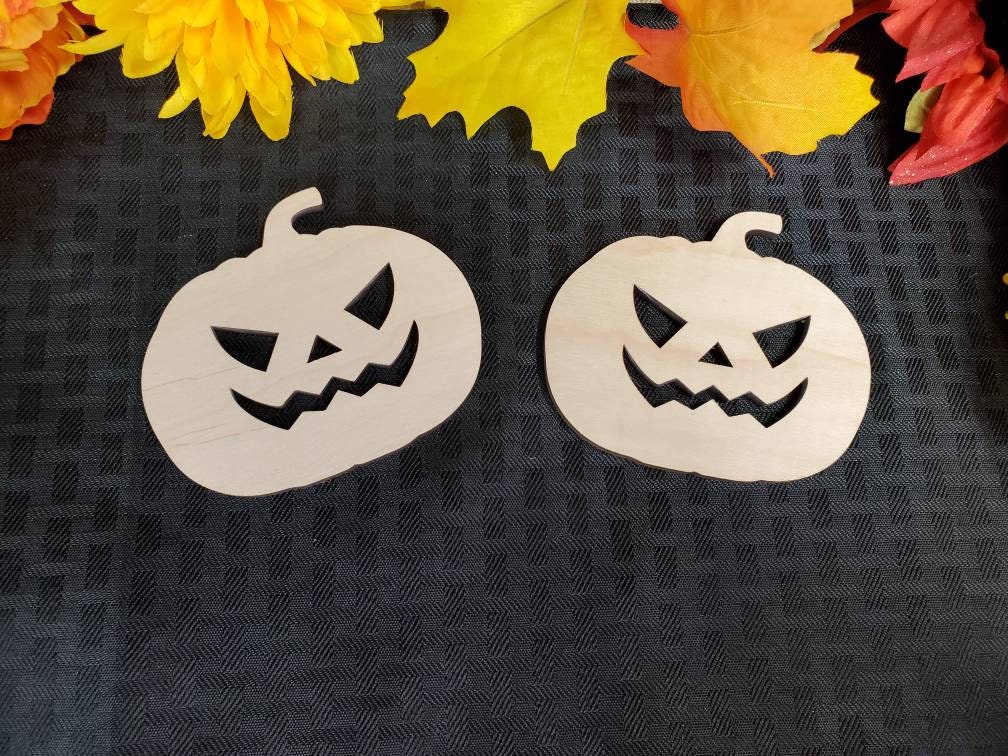 Pumpkin wood cutout, Pumpkin cutout shape, Pumpkin shape for crafts, Jack-o-lantern, Unfinished, Halloween Fall Decor, 2-24 in wide 1/4"
