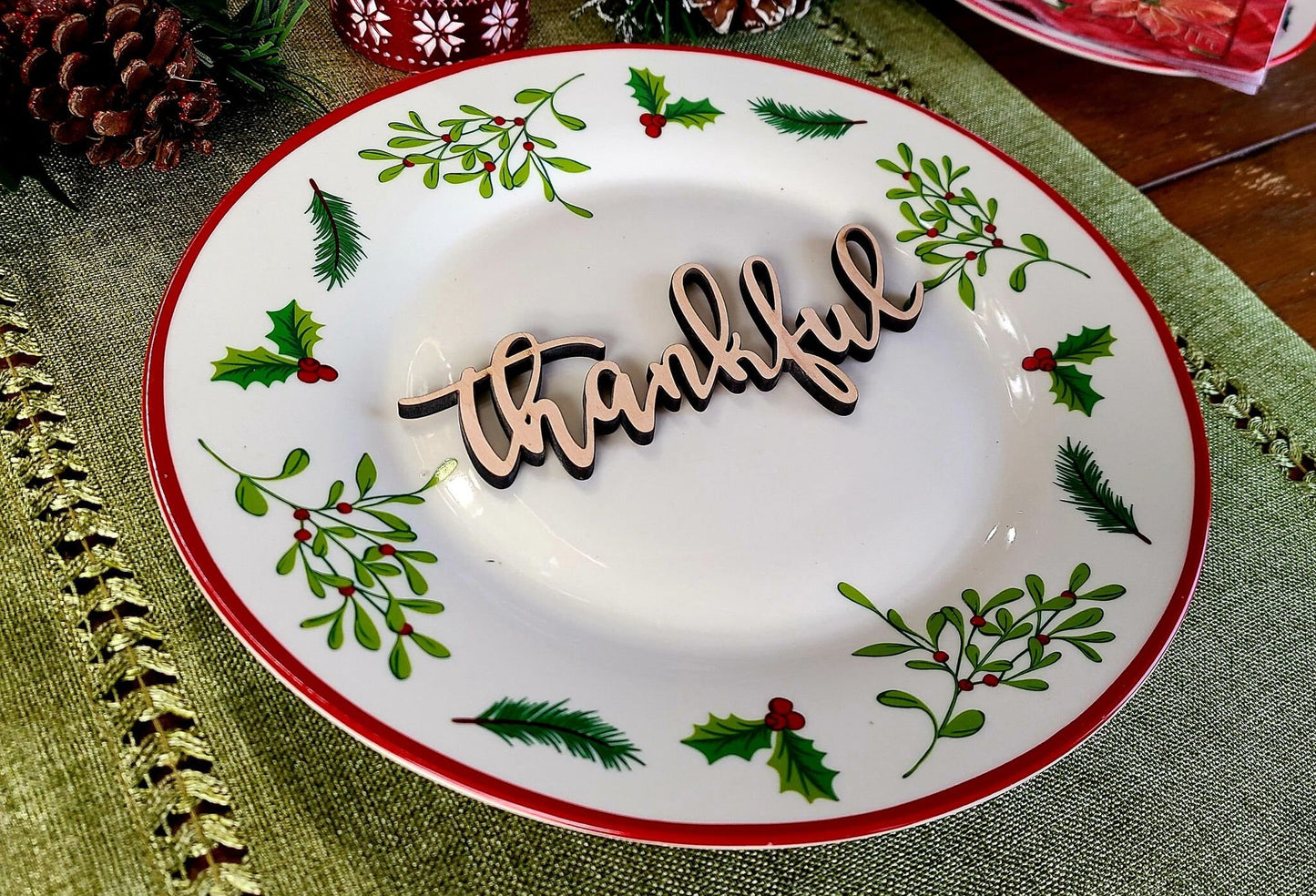 Thankful Place Cards, Christmas Name Plates, Thankful Wooden Word, Holiday Decor, Christmas Place settings, Small Wood Thankful Sign