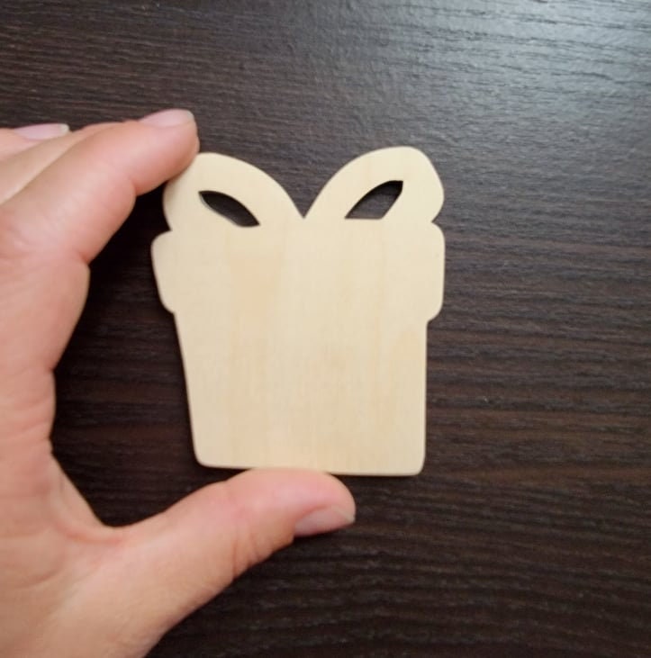 Christmas Present Wood Shape, Wood Present Shape, Unfinished, DIY Wood Blank, Christmas wood blank, Wood Crafts, Holiday Ornaments