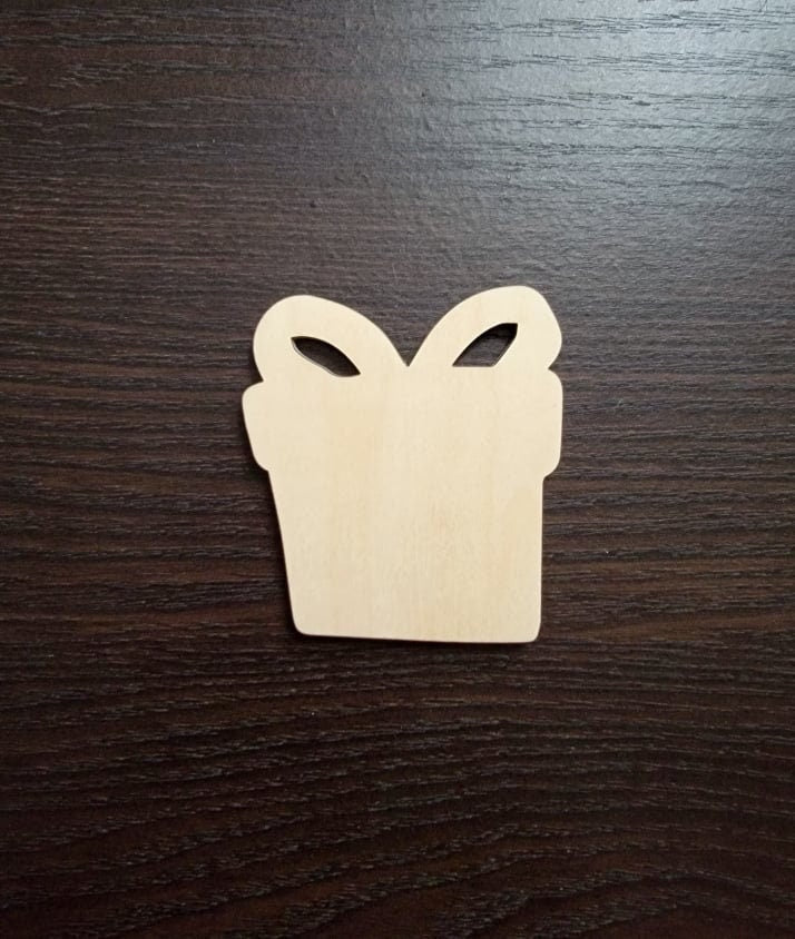 Christmas Present Wood Shape, Wood Present Shape, Unfinished, DIY Wood Blank, Christmas wood blank, Wood Crafts, Holiday Ornaments