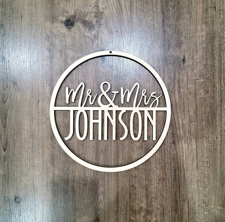 Custom Mr Mrs Sign, Family Last Name, Personalized Wedding Decor, Personalized Home Decor, Wedding Gift, Bridal Shower Gift, Round Name Sign