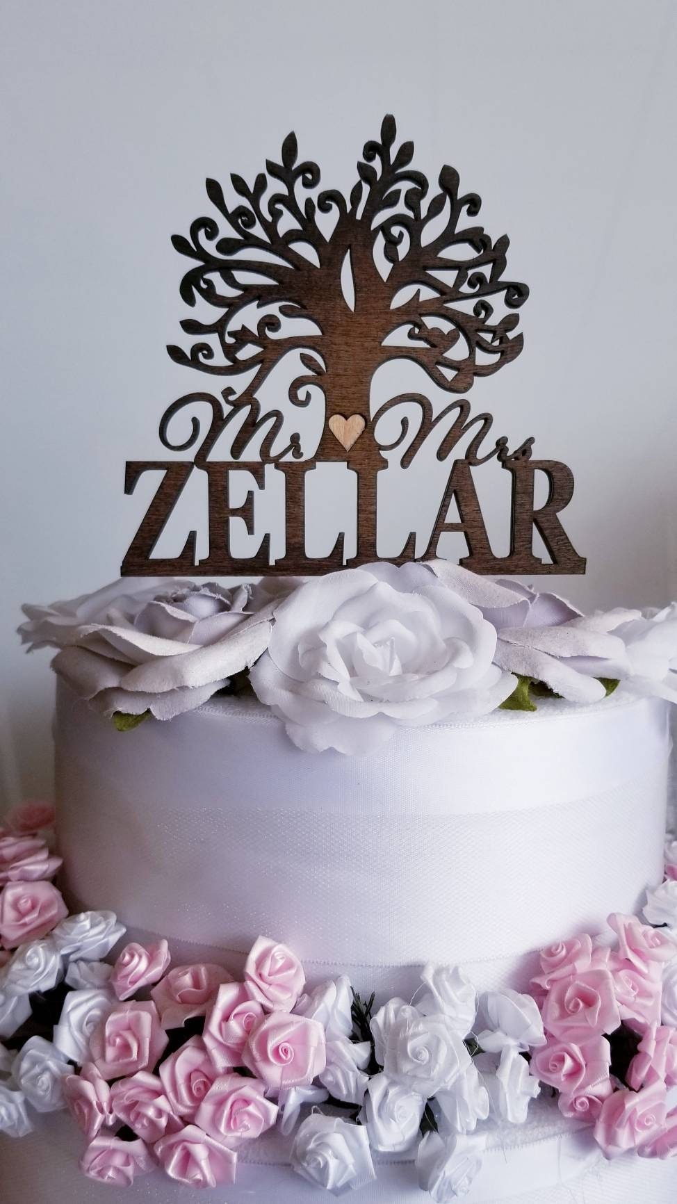 Wedding Cake Topper - Mr & Mrs Personalized Date - Fast Shipping