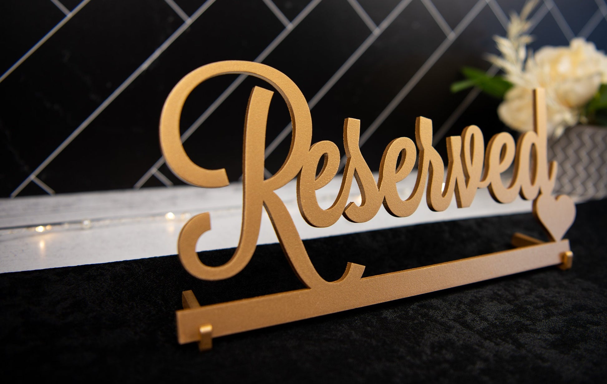 Reserved Sign. Reserved Wedding Sign. Freestanding Reserved Table Sign. Wood Standing Reserved Table Sign Wedding decor Wedding table sign