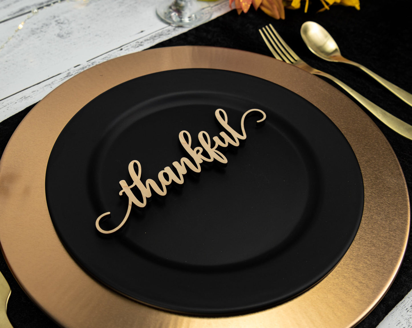 Thankful Place Cards, Thanksgiving Table Plate Settings, Thankful Wood Word, Holiday Decor, Thanksgiving Place settings, Small Thankful Sign