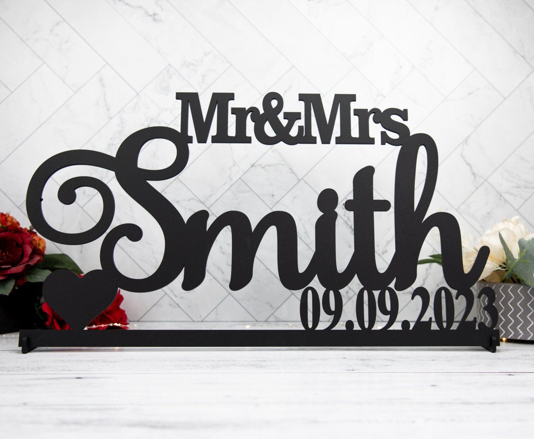 Custom Wedding Name Sign with Mr & Mrs, Script Wedding Decor Custom Sign, Wood Name, Personalized Name Sign, Head or Sweetheart Table Sign