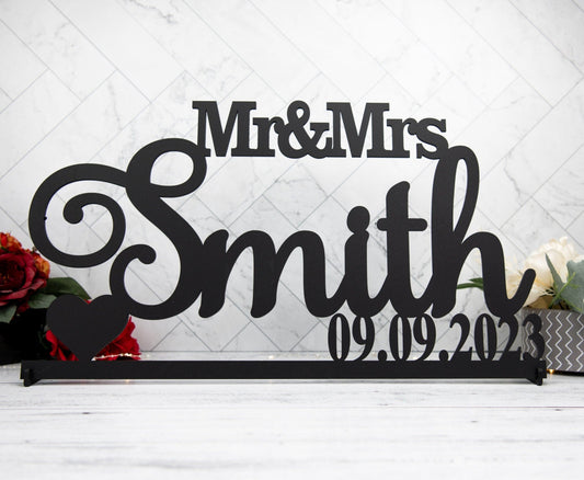 Custom Wedding Name Sign with Mr & Mrs, Script Wedding Decor Custom Sign, Wood Name, Personalized Name Sign, Head or Sweetheart Table Sign