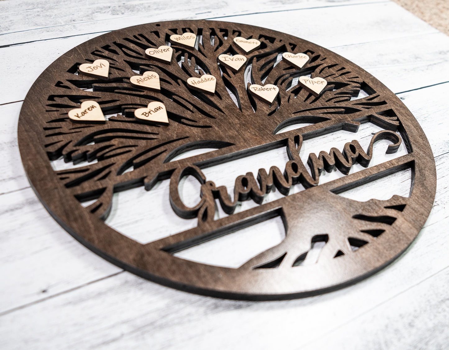 Tree Of Life Wood Sign, Custom Wall Art with Family Tree with Grandma Or Grandpa, Wooden Circle Tree, Roots, Heart, Mothers Fathers Day Gift