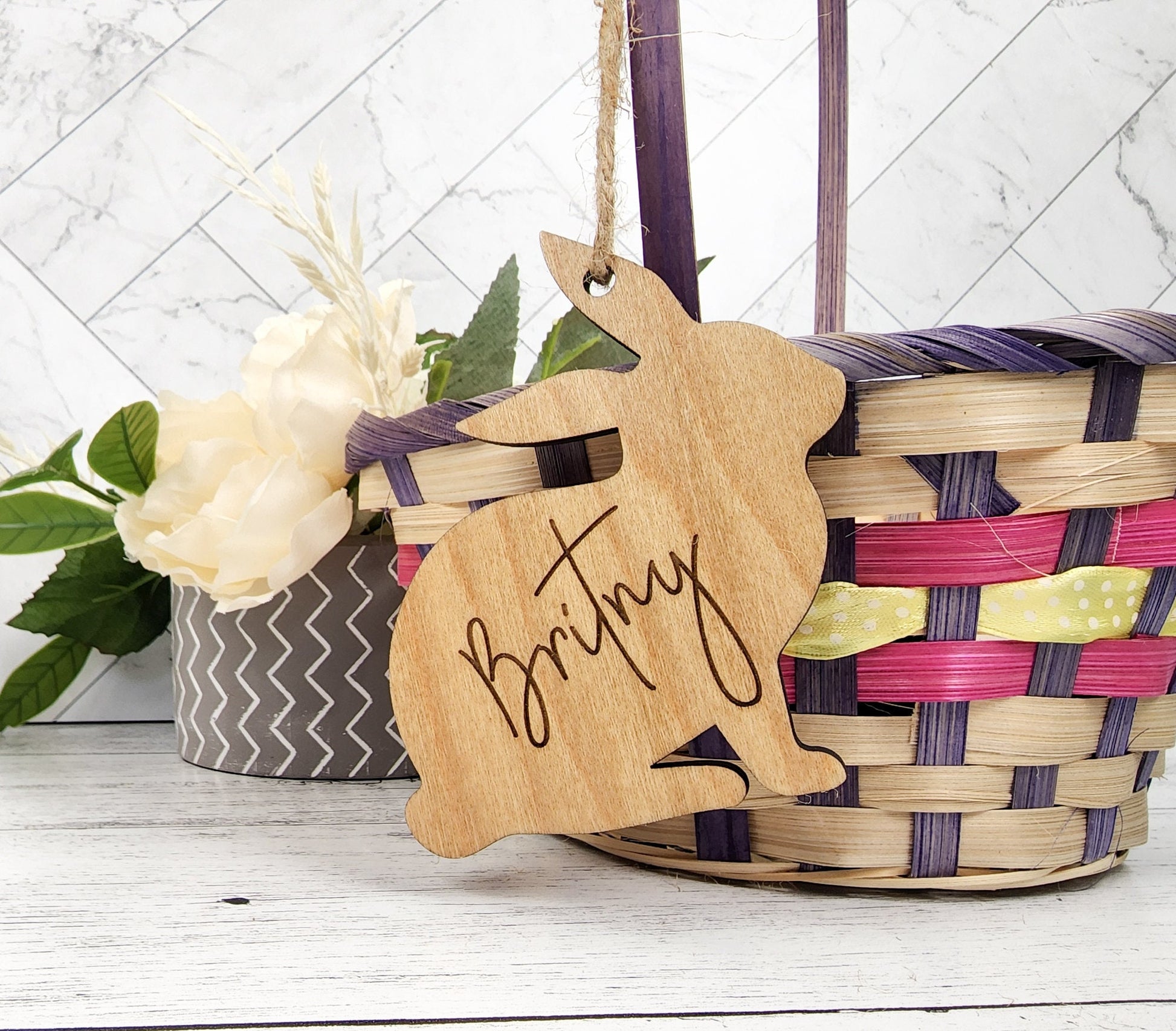 Custom Easter Basket Tag Personalized With Name, Easter Bunny Name Tag for Kids & Family, Engraved Easter Decor Ornament Place Card, Gift