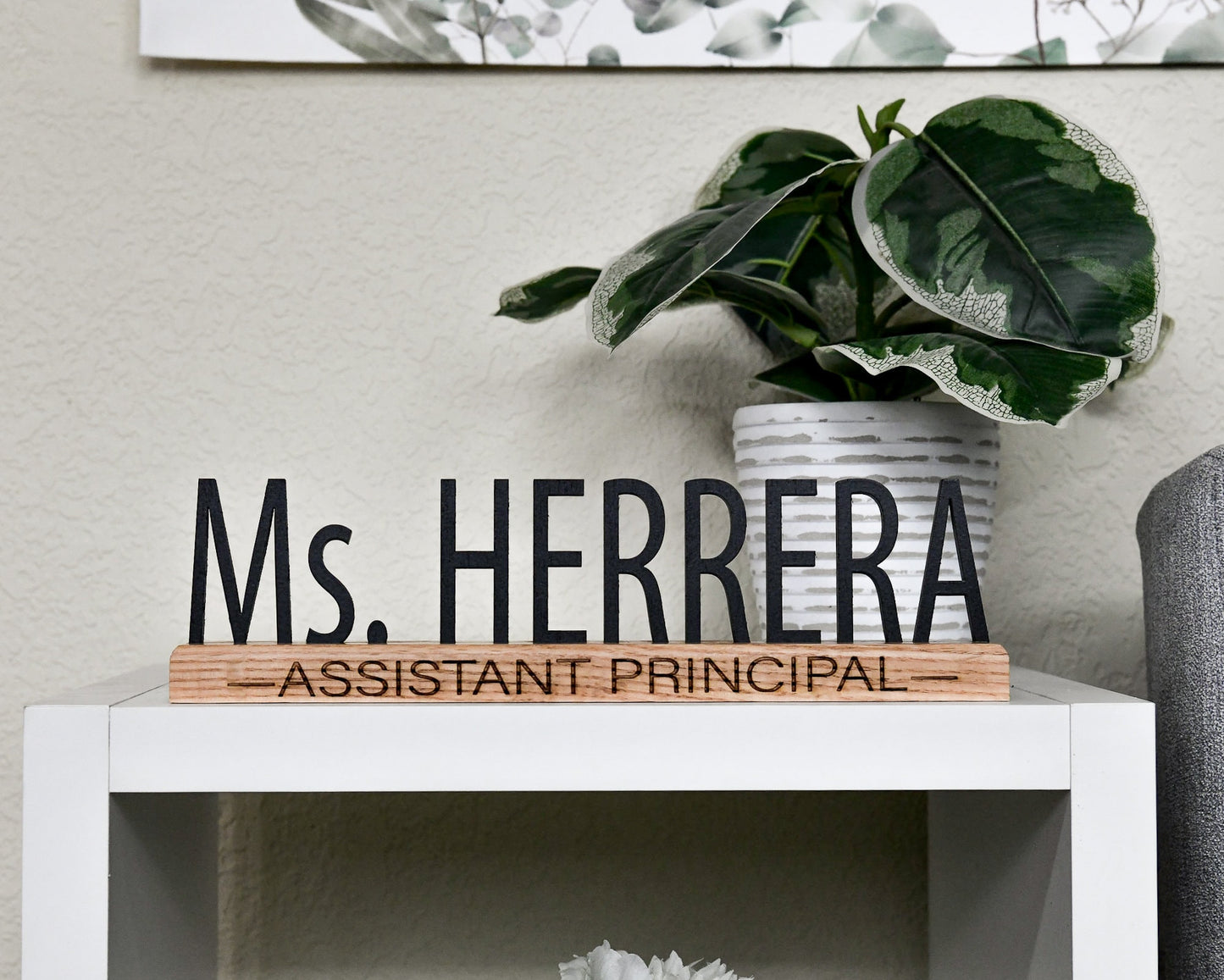 Desk Name Plate for Teacher, Principal, Doctor, Assistant, Custom Company Office Gifts, Personalized Sign for classroom or office personnel