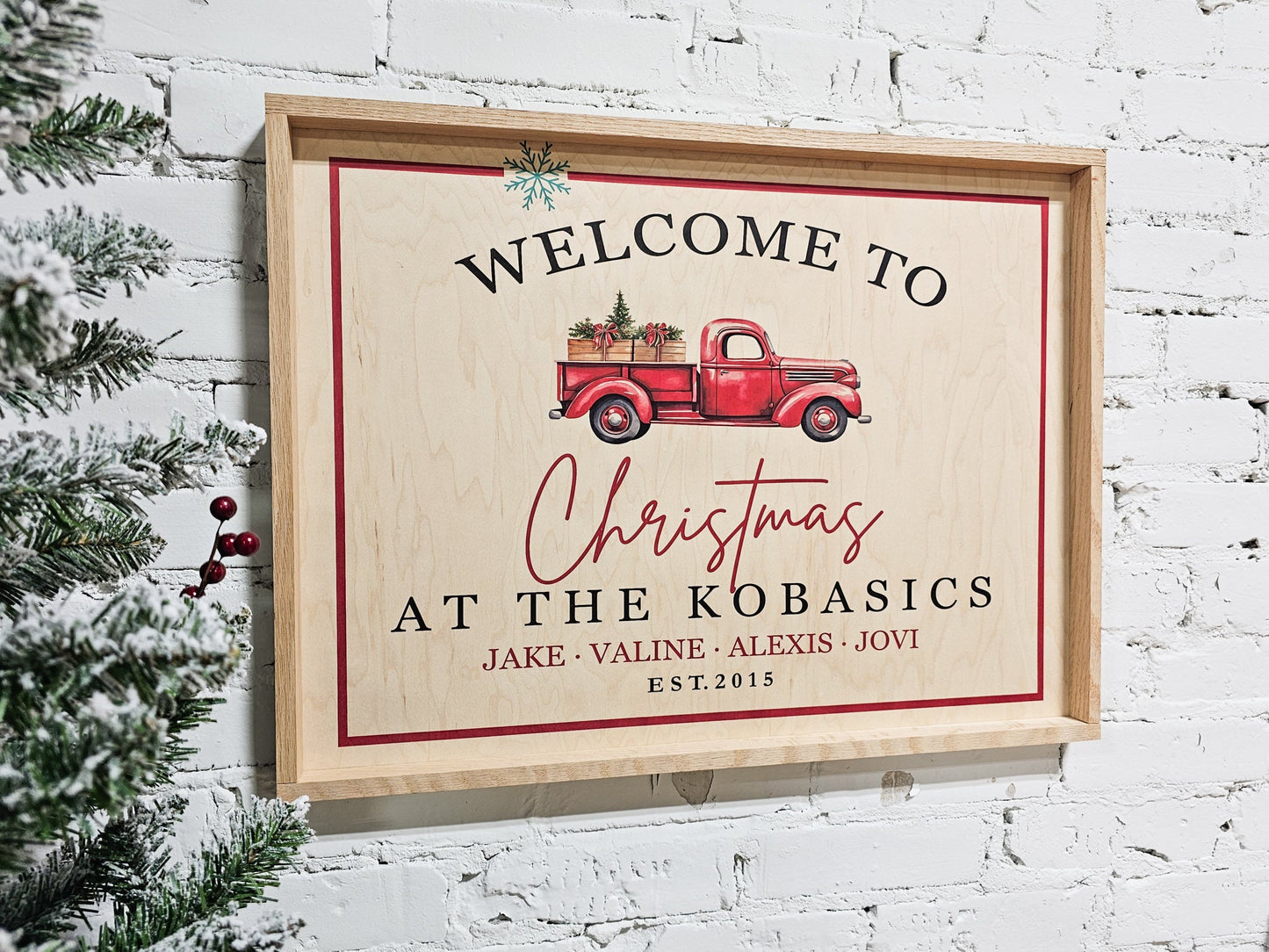 Custom Christmas Welcome Sign Personalized with Family Names, Holiday Season Celebration Wall Decor, Wooden Farmhouse / Boho Home Decoration