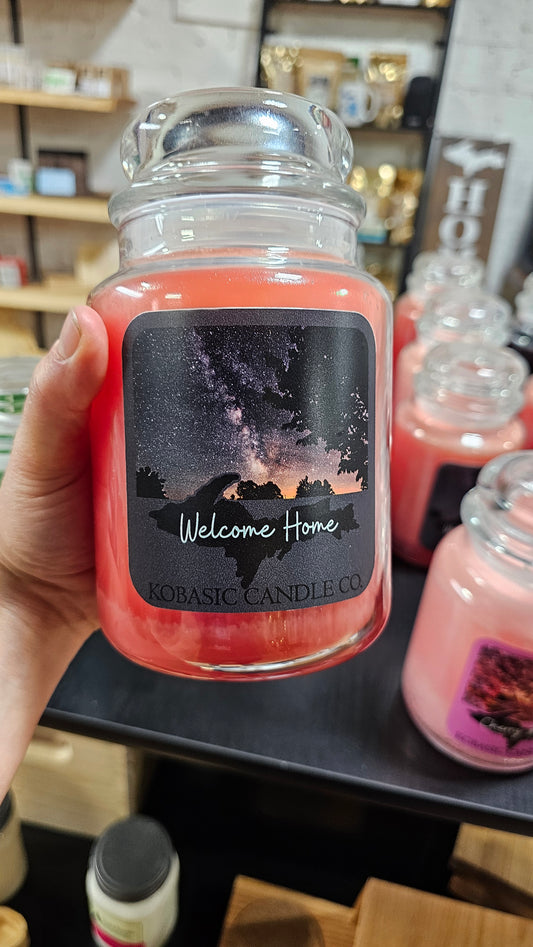 Upper Michigan Welcome Home Candle, 24 oz, 2 wick