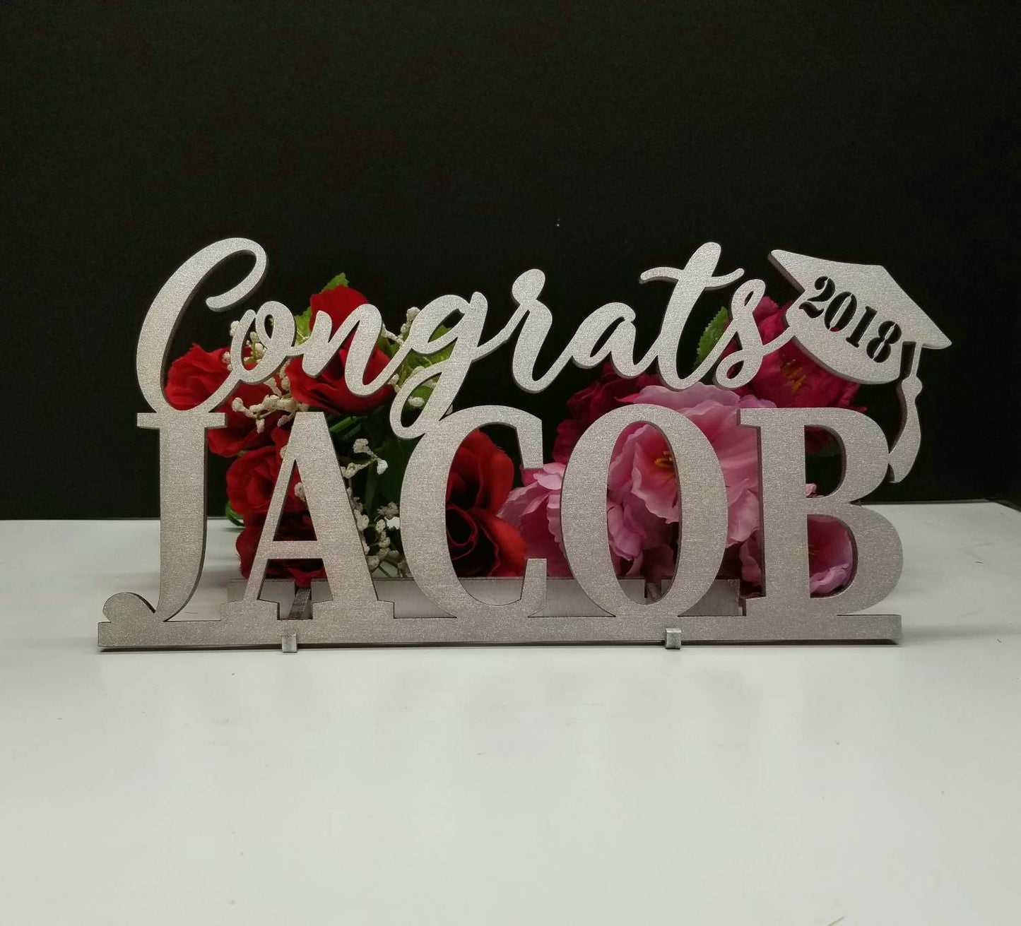 Class of 2024 Table sign with Custom Name + Congrats & 2024 graduation cap