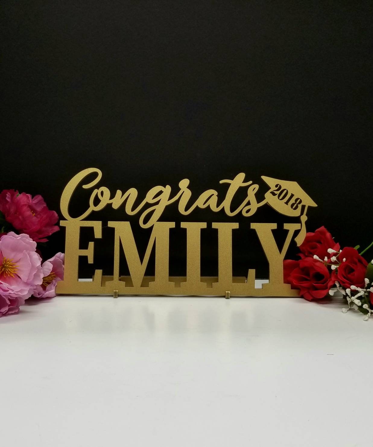 Class of 2024 Table sign with Custom Name + Congrats & 2024 graduation cap