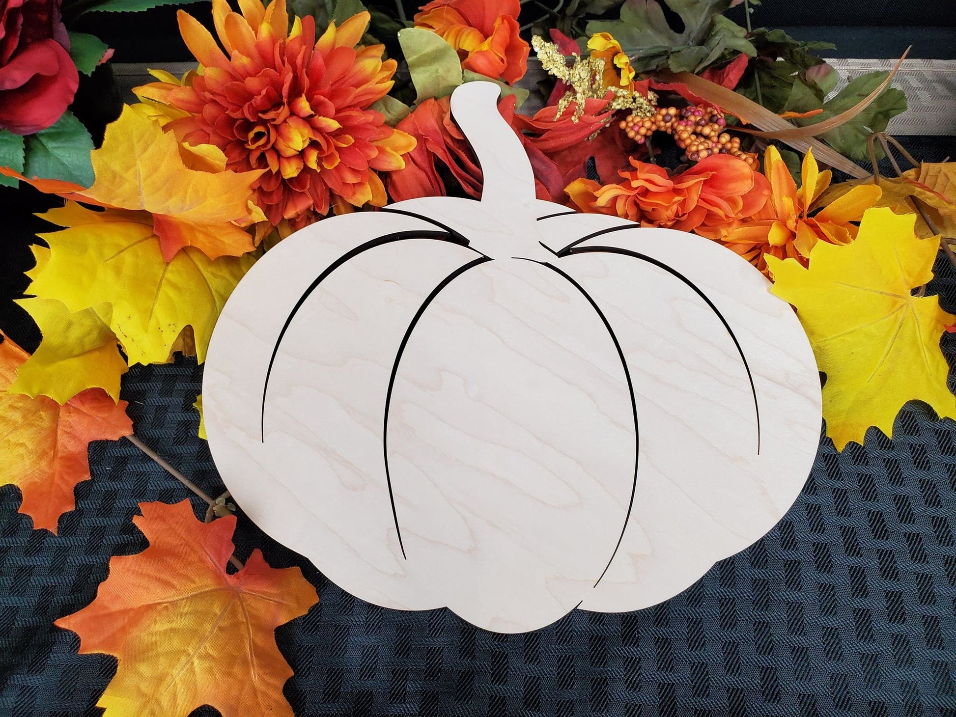 Pumpkin wood cutout, Pumpkin cutout shape, Pumpkin shape for crafts, Laser Cut Pumpkins Unfinished, Halloween Fall Decor, 2-24 in wide 1/4"