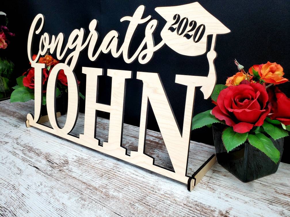Class of 2024 Table sign with Custom Name + Congrats & 2024 graduation cap