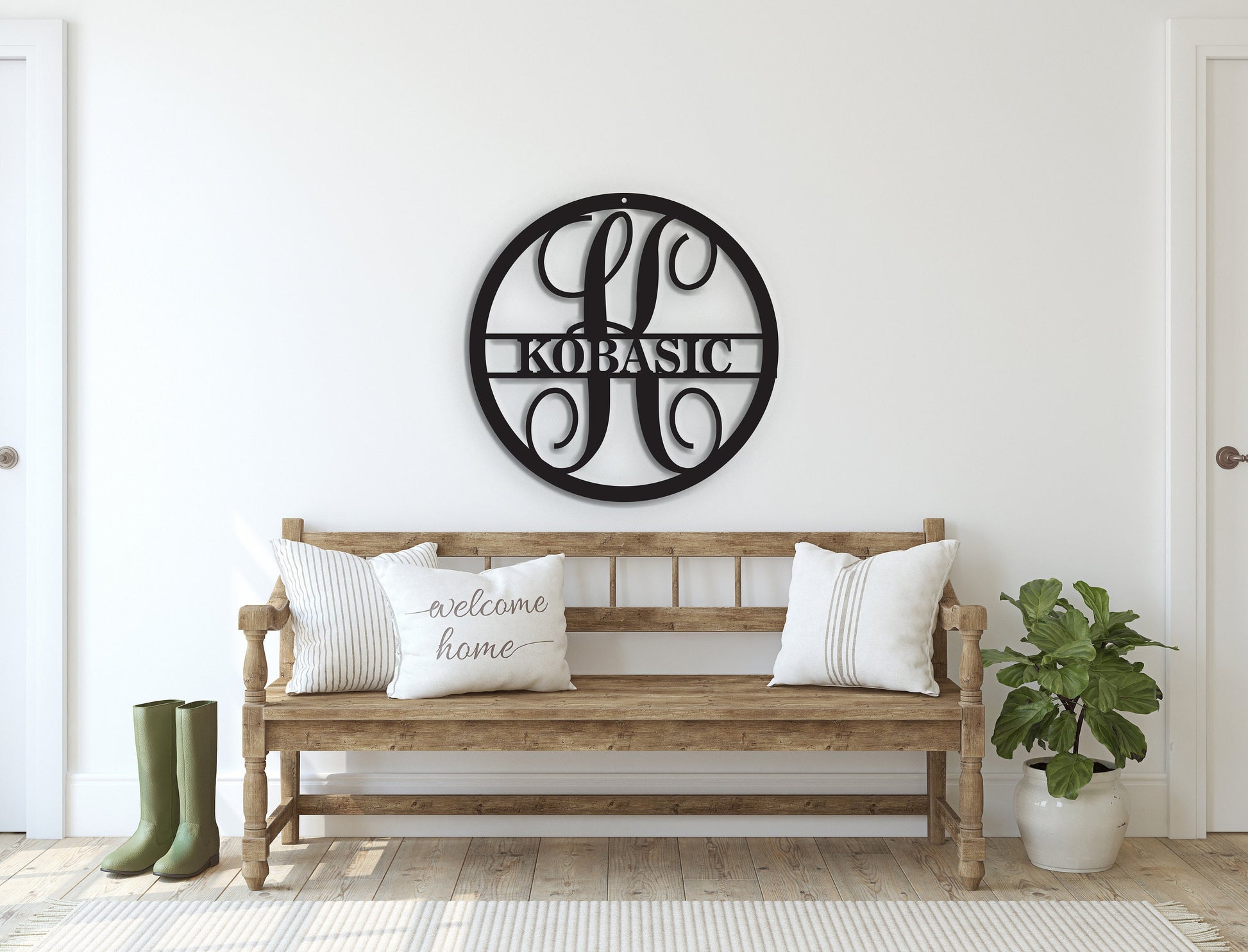Custom Last Name & Monogram Sign with Letter Initial, Circle / Round Family Name Sign, Personalized Home Decor