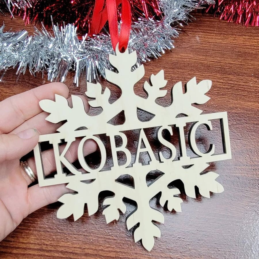 Personalized Snowflake Christmas Ornament, Custom Wood Cut out Name Snowflake Ornaments, Wooden Christmas Ornament, Personalizable Name Ornaments, gifts