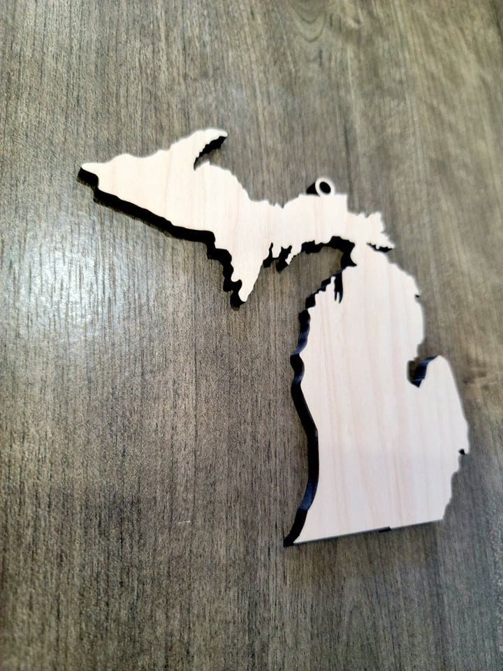 Michigan Ornaments, Bulk wood cut out Blanks, Unfinished, state Shaped Wood Ornament, DIY, Christmas ornaments, Blanks for Crafts, sign making