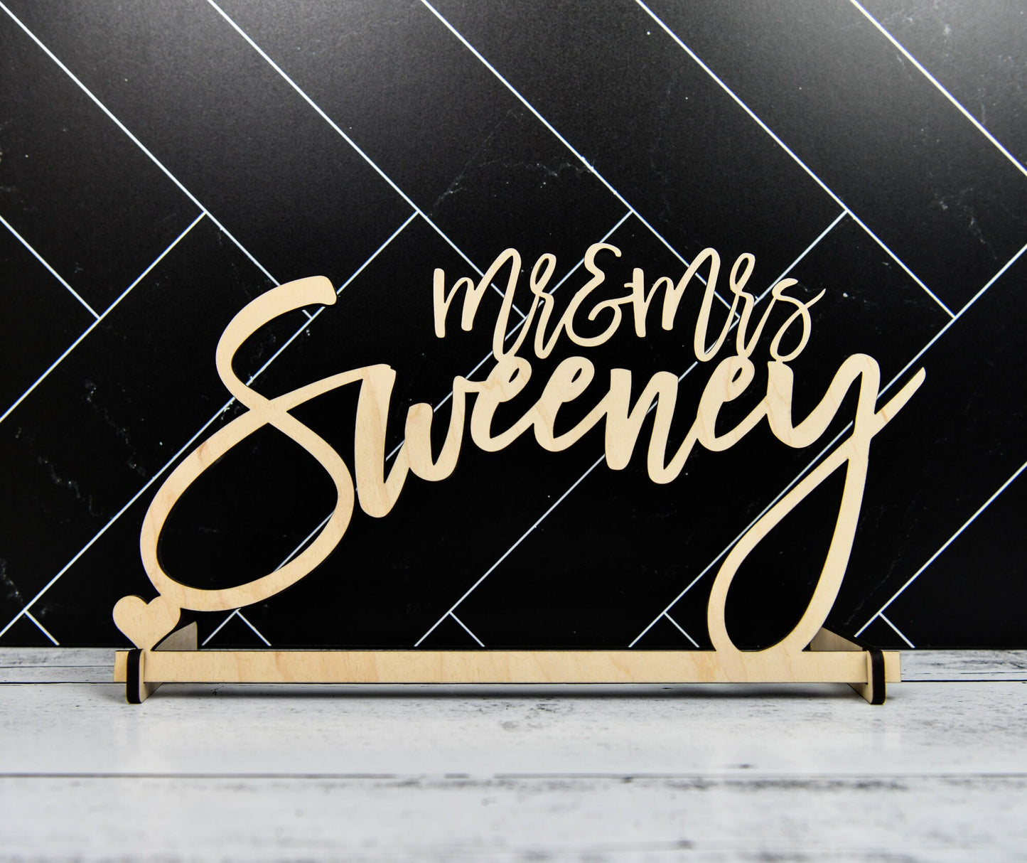 Custom Mr and Mrs Sign for sweetheart table at wedding, Personalized wedding name sign