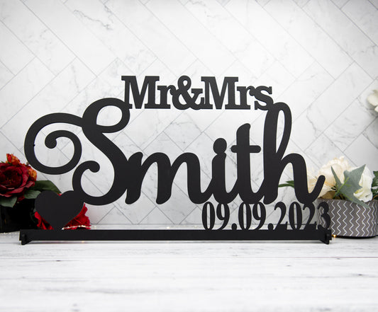 Custom Wedding Name Sign with Mr & Mrs + Date for sweetheart or head table, personalized wedding decor
