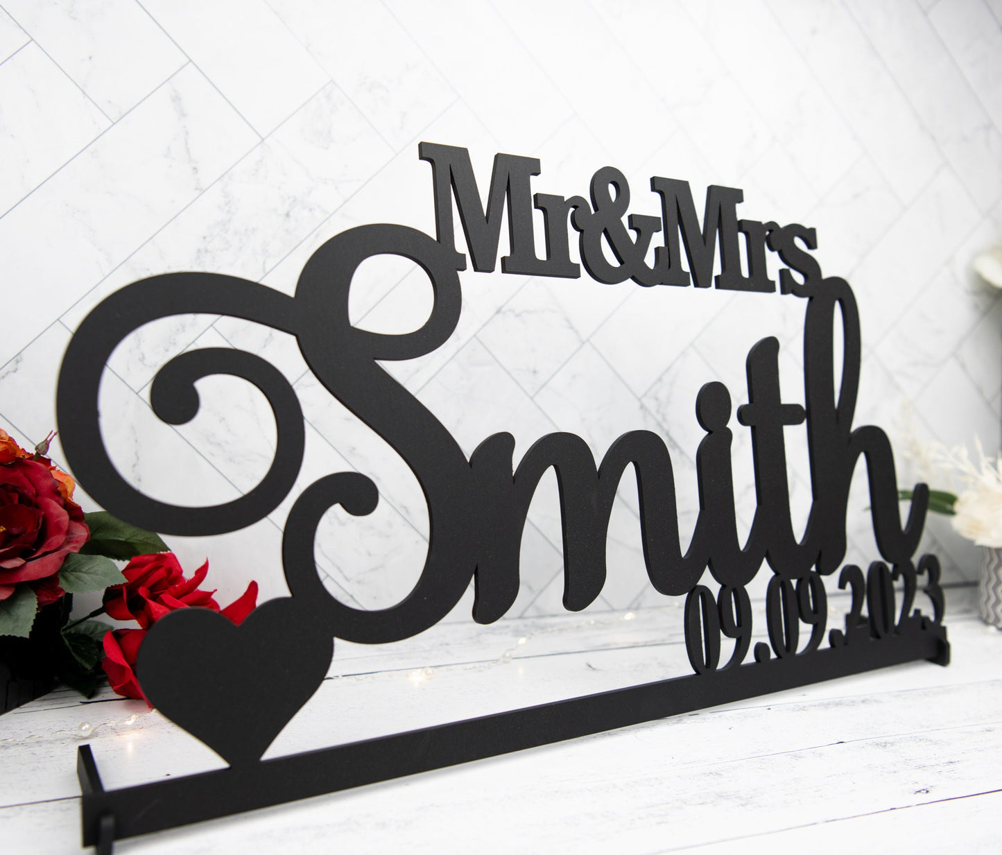 Custom Wedding Name Sign with Mr & Mrs + Date for sweetheart or head table, personalized wedding decor