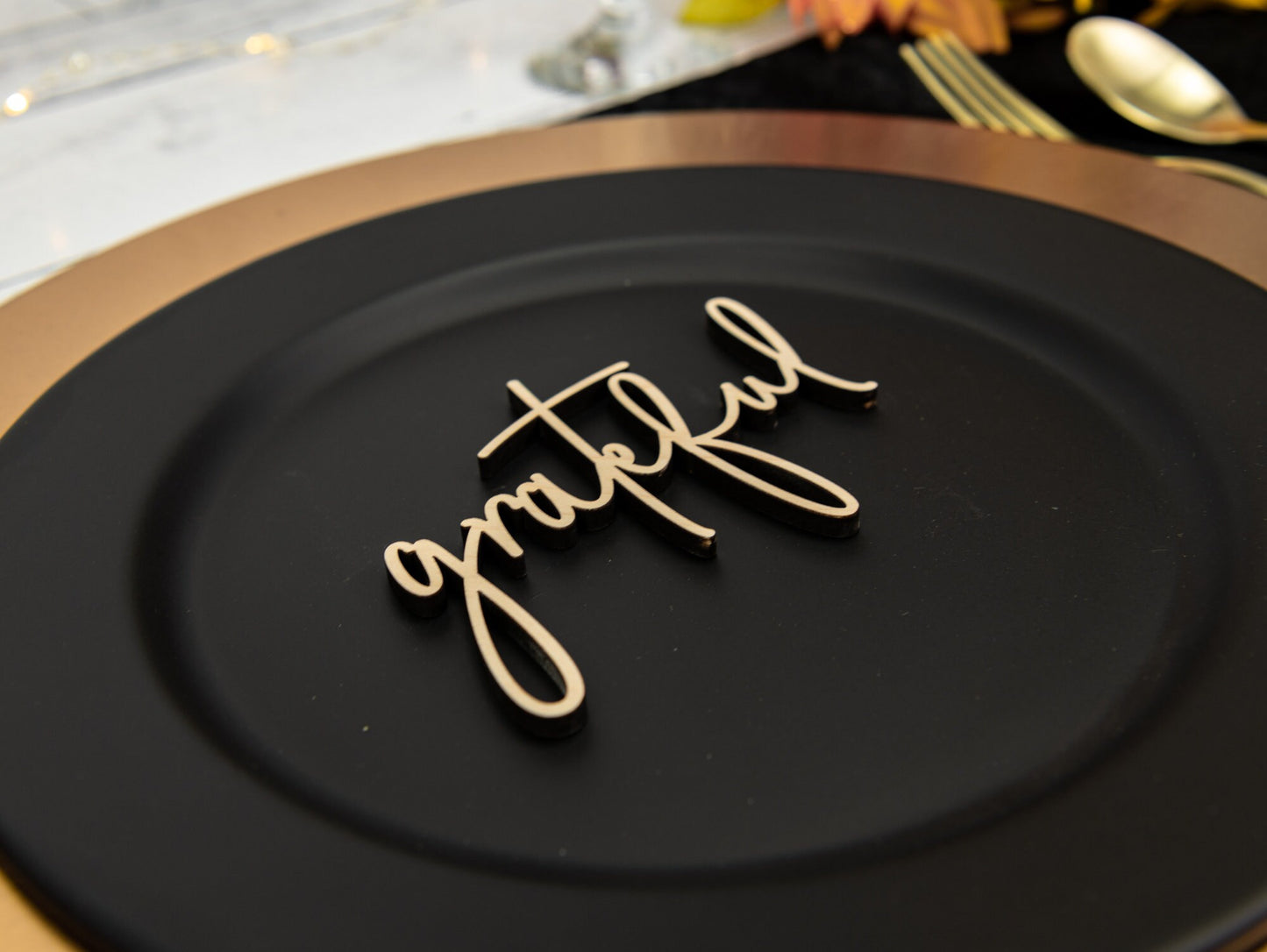 Grateful Place Cards, Thanksgiving Table Plate Settings, Grateful Wood Word, Holiday Decor, Thanksgiving Place settings, Small Grateful Sign