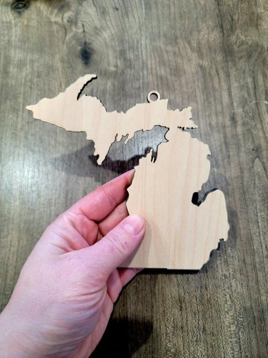 Michigan Christmas Ornament, Michigan Wood Cut out Ornament, Michigan State shaped Christmas Tree decorations, Custom Stated shape tree ornaments