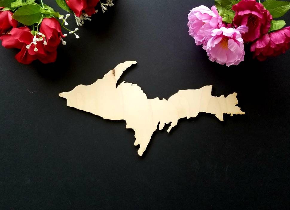 Upper Michigan cutout. Upper peninsula wood cut out.  Yooper decor. Wood UP cutout. Michigan wood cutout. Custom state shape wood cutout.