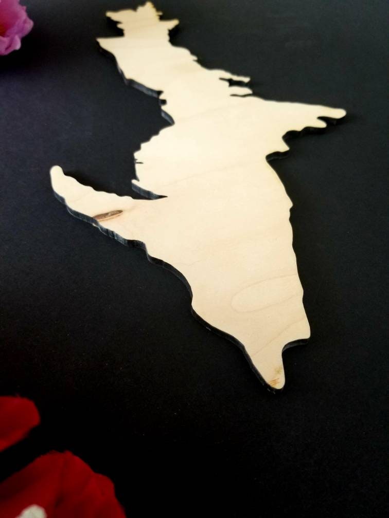 Upper Michigan cutout. Upper peninsula wood cut out.  Yooper decor. Wood UP cutout. Michigan wood cutout. Custom state shape wood cutout.