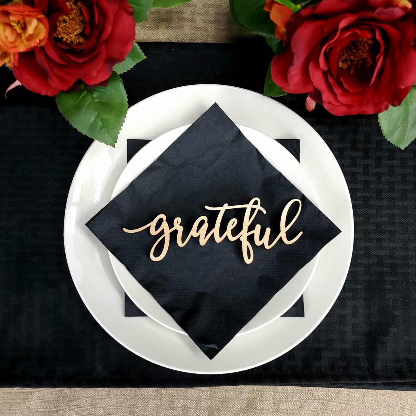 Grateful Place Cards, Grateful sign, Thanksgiving table setting, Holiday Decor Thanksgiving Place settings, Small Wood Grateful Sign