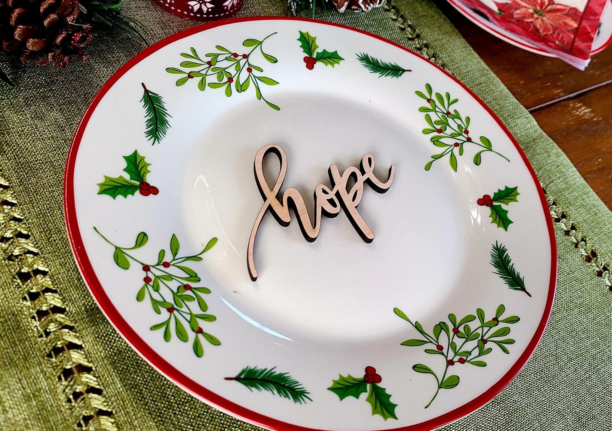 Hope Place Cards, Christmas Plate setting cards, Christmas Wooden Word, Holiday Decor, Christmas Place settings, Small Wood Hope Sign