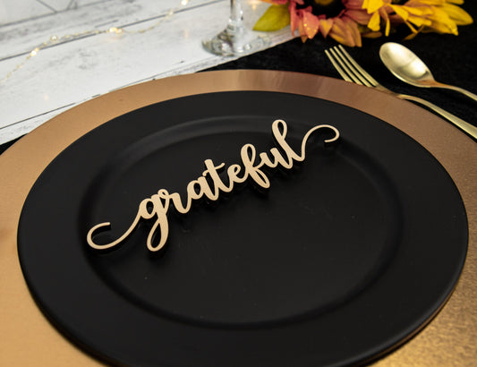 Grateful Place Cards, Thanksgiving Table Plate Settings, Thankful Wood Word, Holiday Decor, Thanksgiving Place settings, Small Grateful Sign