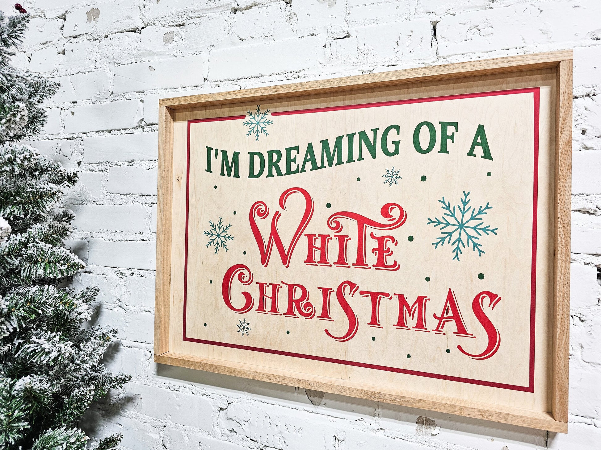 I'm Dreaming of Some White Christmas Houses - Loving Here